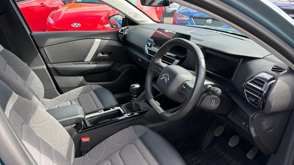 Citroen C4 1.2 PureTech You 5dr Petrol Hatchback - Image 11