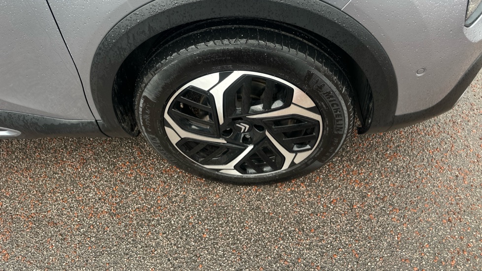 Citroen C4 1.2 PureTech [130] Max 5dr Petrol Hatchback - Image 38