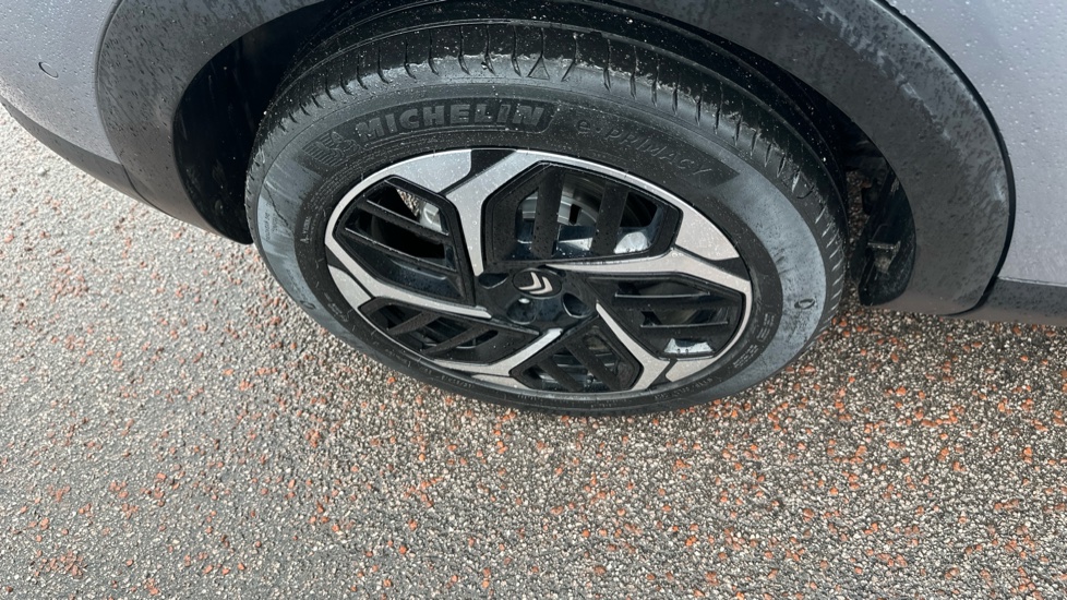 Citroen C4 1.2 PureTech [130] Max 5dr Petrol Hatchback - Image 40