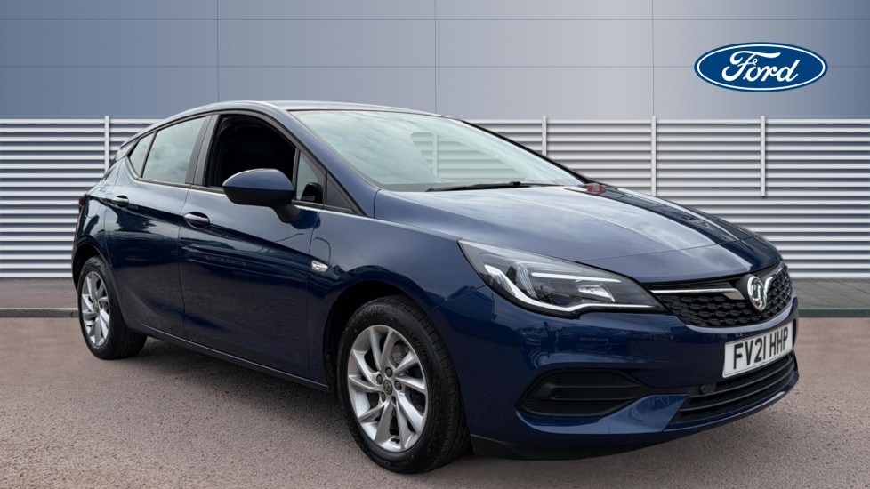 Vauxhall Astra 1.2 Turbo 130 Business Edition Nav 5dr Petrol Hatchback - Image 1