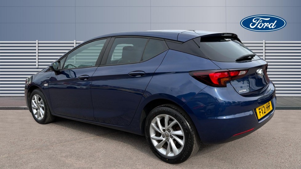 Vauxhall Astra 1.2 Turbo 130 Business Edition Nav 5dr Petrol Hatchback - Image 2