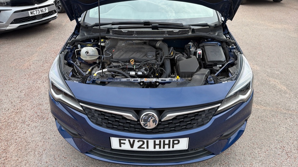 Vauxhall Astra 1.2 Turbo 130 Business Edition Nav 5dr Petrol Hatchback - Image 8