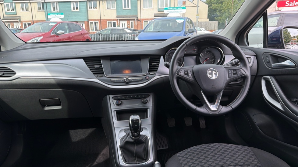 Vauxhall Astra 1.2 Turbo 130 Business Edition Nav 5dr Petrol Hatchback - Image 10
