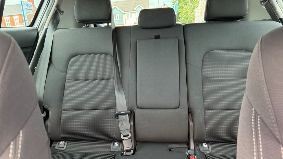 Kia Sportage 1.7 CRDi ISG 2 5dr Diesel Estate - Image 15