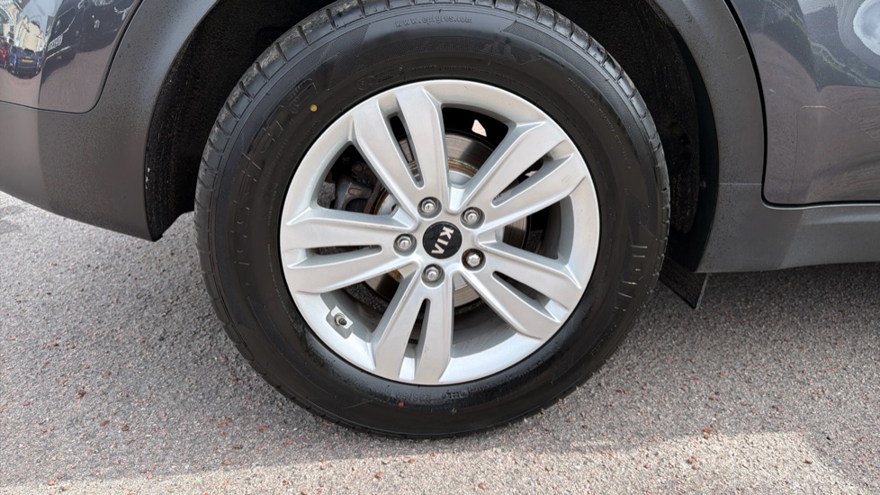 Kia Sportage 1.7 CRDi ISG 2 5dr Diesel Estate - Image 24