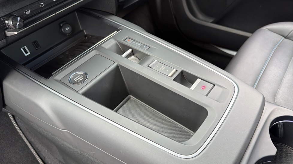 Citroen C5 Aircross 1.5 BlueHDi C-Series Edition 5dr EAT8 Diesel Hatchback - Image 13