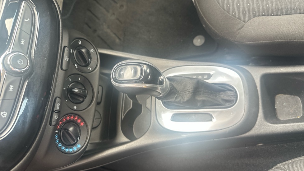 Vauxhall Corsa 1.4 Energy 5dr [AC] Auto Petrol Hatchback - Image 13