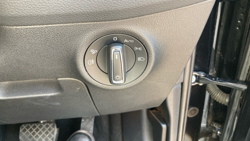 Skoda Kodiaq 1.5 TSI SE L Executive 5dr DSG [7 Seat] Petrol Estate - Image 24