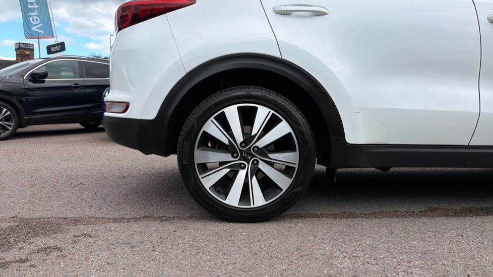 Kia Sportage 1.7 CRDi ISG 4 5dr Diesel Estate - Image 7