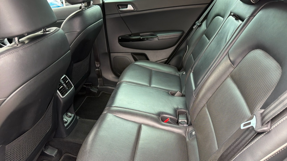 Kia Sportage 1.7 CRDi ISG 4 5dr Diesel Estate - Image 16