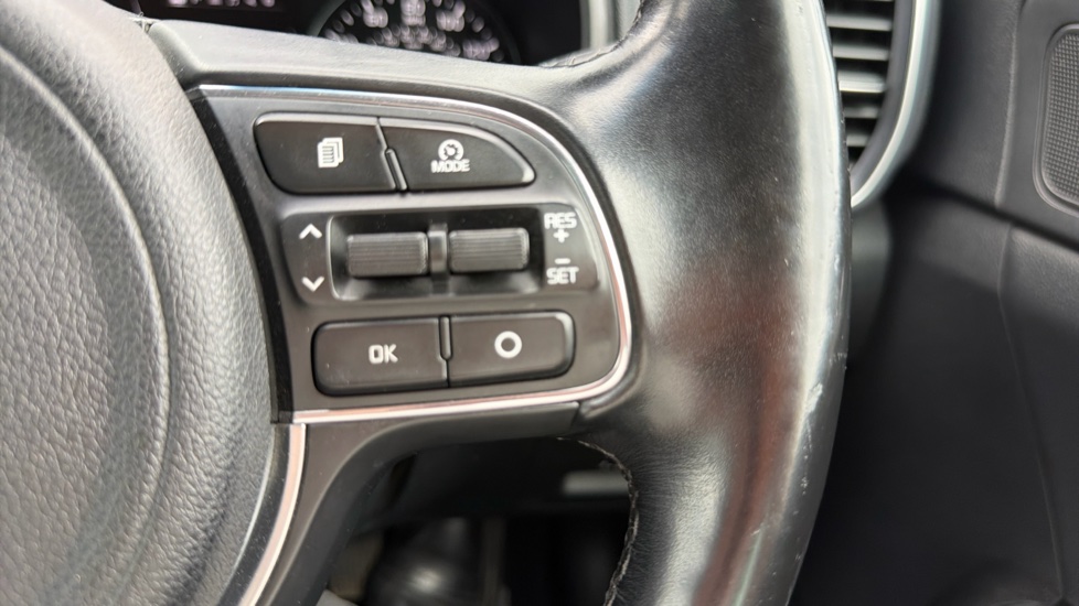 Kia Sportage 1.7 CRDi ISG 4 5dr Diesel Estate - Image 37