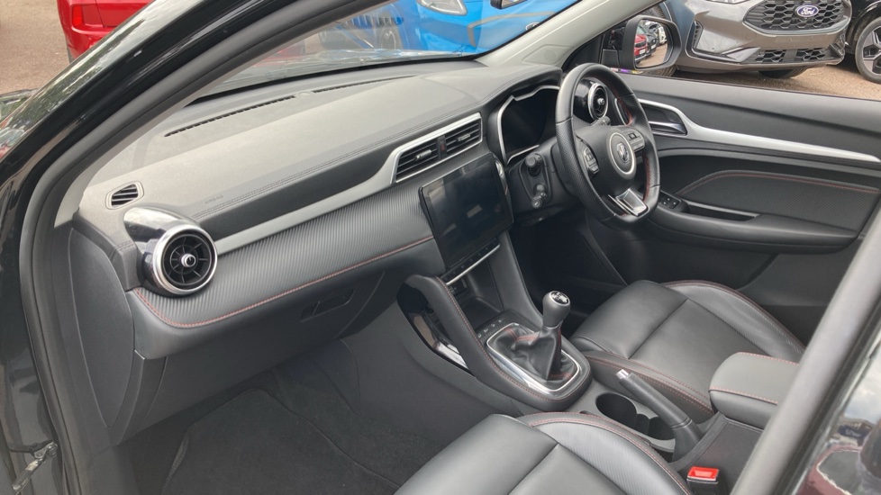 MG ZS 1.0T GDi Exclusive 5dr Petrol Hatchback - Image 9
