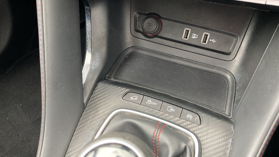 MG ZS 1.0T GDi Exclusive 5dr Petrol Hatchback - Image 24