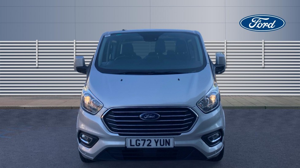Ford Tourneo Custom Transit Custom Tourneo L2 Diesel Fwd 2.0 EcoBlue 130ps Low Roof 8 Seater Titanium - Image 3