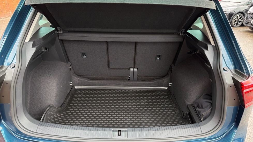 Volkswagen Tiguan 1.5 TSI 150 Elegance 5dr DSG Petrol Estate - Image 4