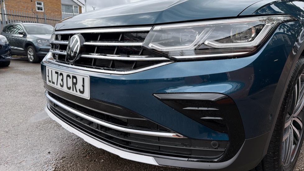 Volkswagen Tiguan 1.5 TSI 150 Elegance 5dr DSG Petrol Estate - Image 28