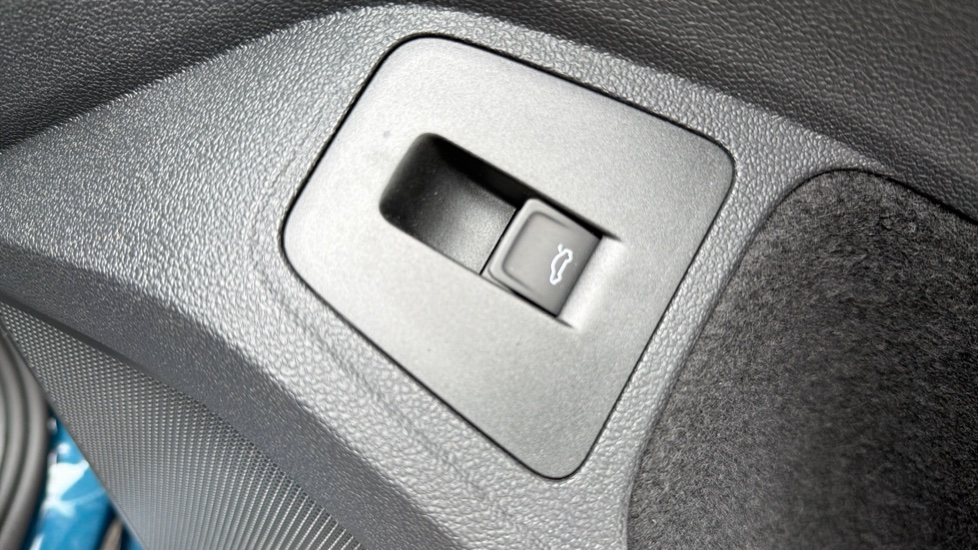 Volkswagen Tiguan 1.5 TSI 150 Elegance 5dr DSG Petrol Estate - Image 31
