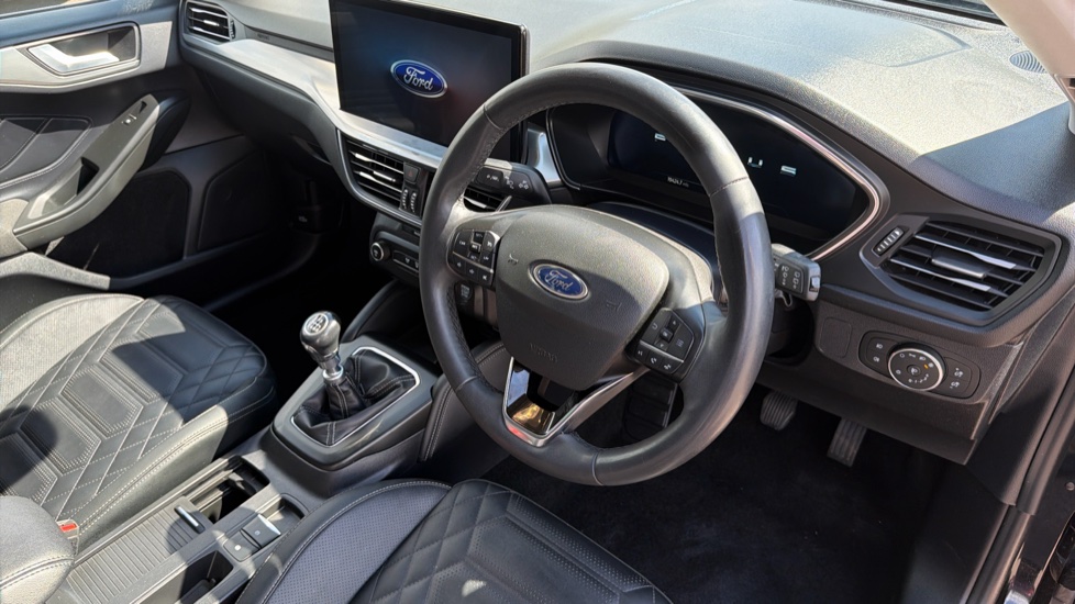 Ford Focus 1.0 EcoBoost Hybrid mHEV 155 Titanium X Ed 5dr Petrol Estate - Image 11