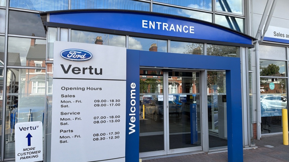 Ford Focus 1.0 EcoBoost Hybrid mHEV 155 Titanium X Ed 5dr Petrol Estate - Image 19