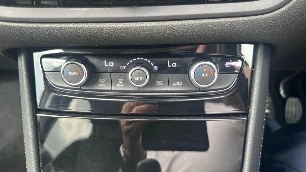 Vauxhall Grandland 1.2 Turbo Ultimate 5dr Petrol Hatchback - Image 25