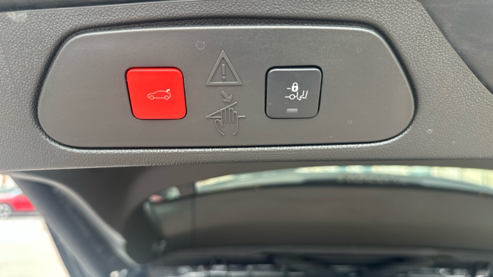 Vauxhall Grandland 1.2 Turbo Ultimate 5dr Petrol Hatchback - Image 43