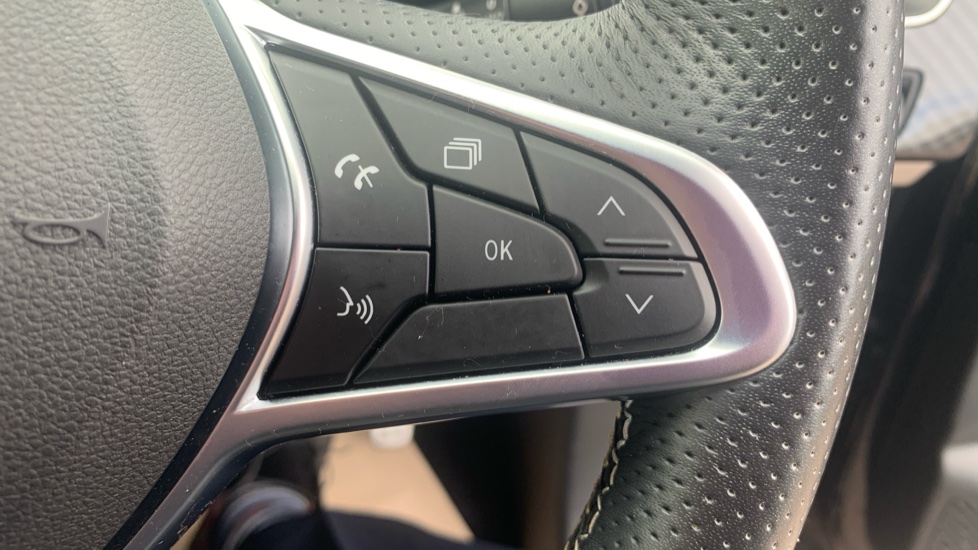 Renault Arkana 1.6 E-Tech full hybrid 145 Engineered 5dr Auto Hybrid Estate - Image 35