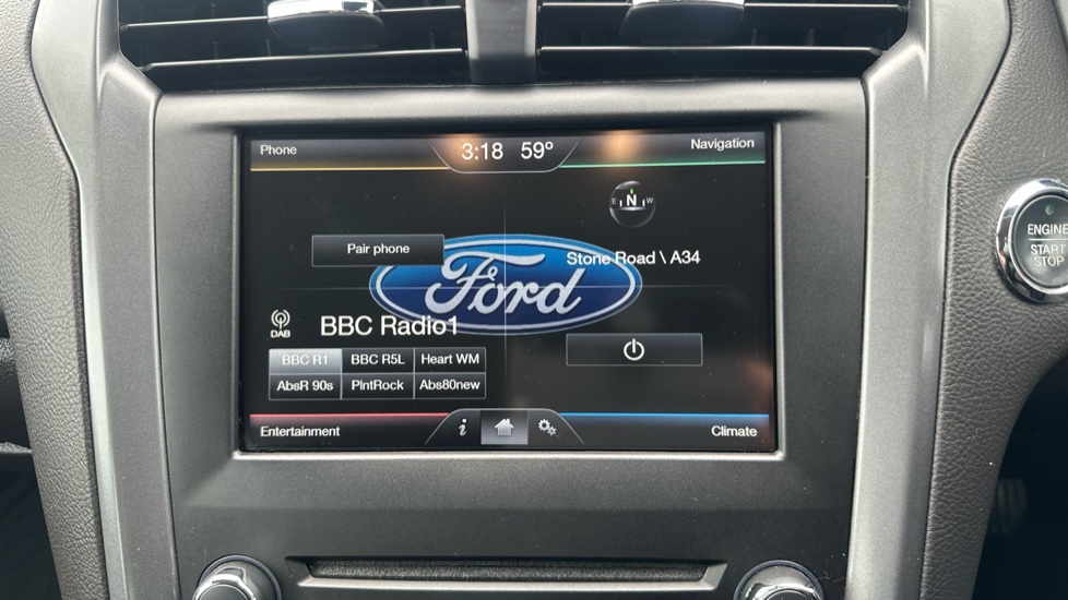 Ford Mondeo 2.0 TDCi Titanium 5dr Diesel Hatchback - Image 12