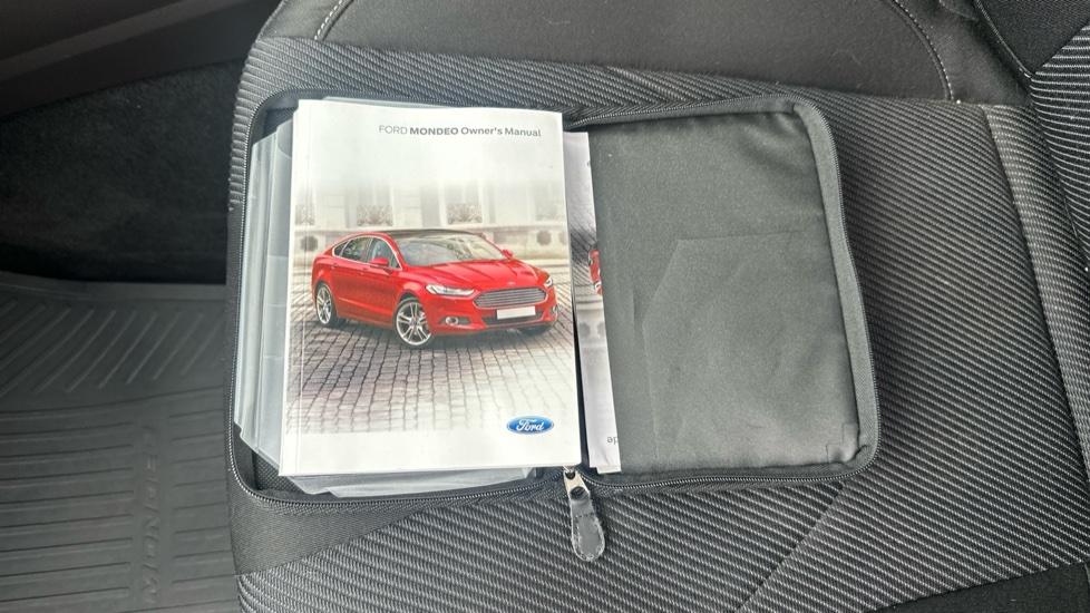 Ford Mondeo 2.0 TDCi Titanium 5dr Diesel Hatchback - Image 19