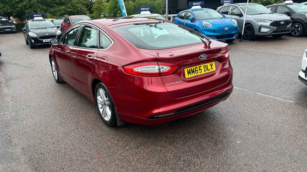 Ford Mondeo 2.0 TDCi Titanium 5dr Diesel Hatchback - Image 41