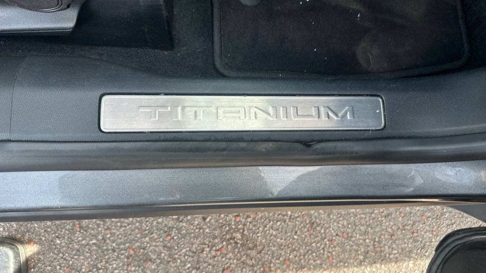 Ford Kuga 2.5 PHEV Titanium First Edition 5dr CVT Estate - Image 35