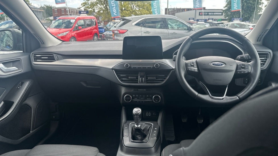 Ford Focus 1.0 EcoBoost Hybrid mHEV 125 Titanium Edition 5dr Petrol Hatchback - Image 10