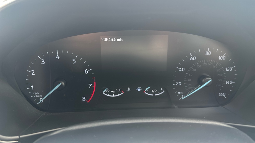 Ford Focus 1.0 EcoBoost Hybrid mHEV 125 Titanium Edition 5dr Petrol Hatchback - Image 18