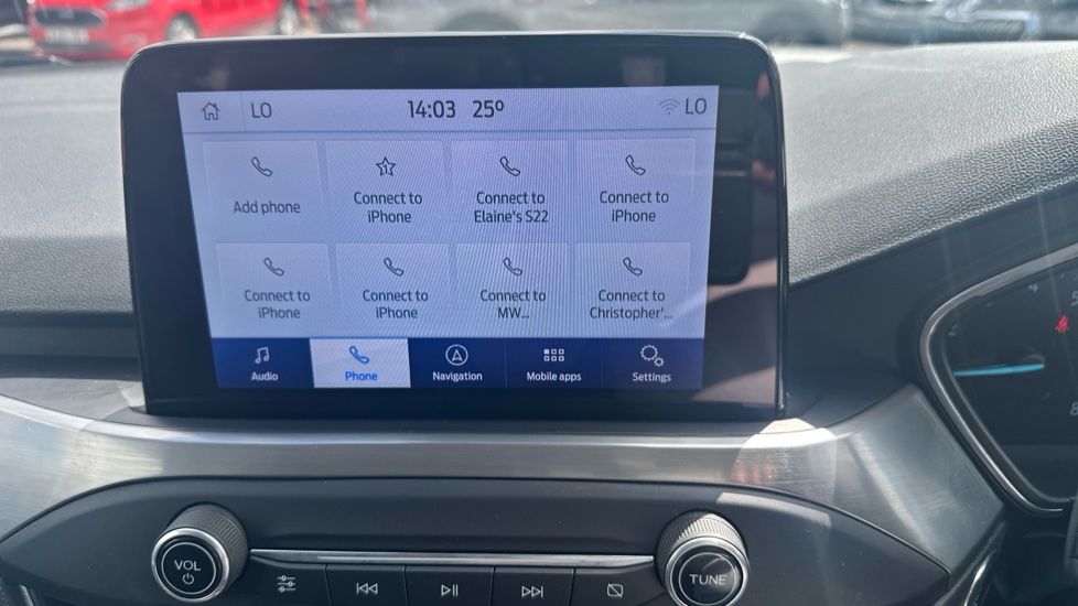Ford Focus 1.0 EcoBoost Hybrid mHEV 125 Titanium Edition 5dr Petrol Hatchback - Image 24