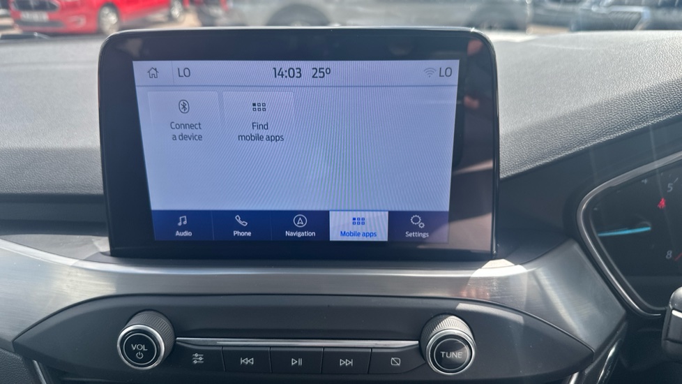 Ford Focus 1.0 EcoBoost Hybrid mHEV 125 Titanium Edition 5dr Petrol Hatchback - Image 26
