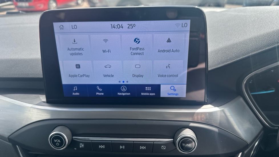 Ford Focus 1.0 EcoBoost Hybrid mHEV 125 Titanium Edition 5dr Petrol Hatchback - Image 28