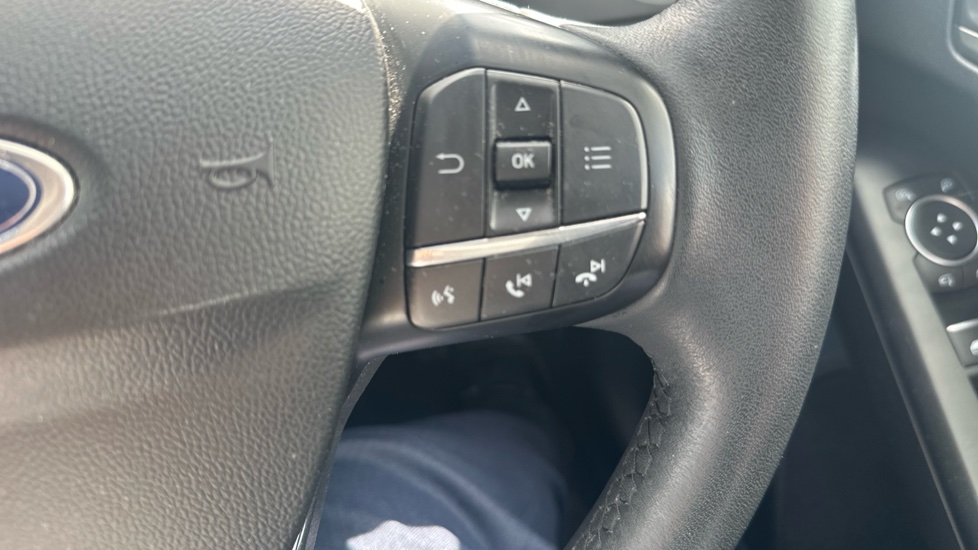 Ford Focus 1.0 EcoBoost Hybrid mHEV 125 Titanium Edition 5dr Petrol Hatchback - Image 31