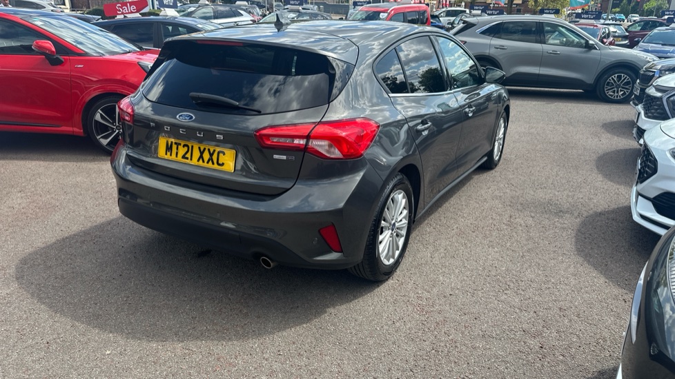 Ford Focus 1.0 EcoBoost Hybrid mHEV 125 Titanium Edition 5dr Petrol Hatchback - Image 44