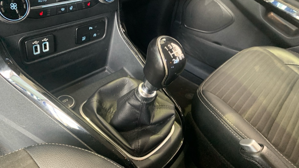 Ford EcoSport 1.0 EcoBoost 125 Titanium 5dr Petrol Hatchback - Image 13