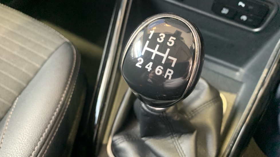 Ford EcoSport 1.0 EcoBoost 125 Titanium 5dr Petrol Hatchback - Image 26