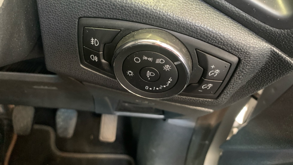 Ford EcoSport 1.0 EcoBoost 125 Titanium 5dr Petrol Hatchback - Image 33