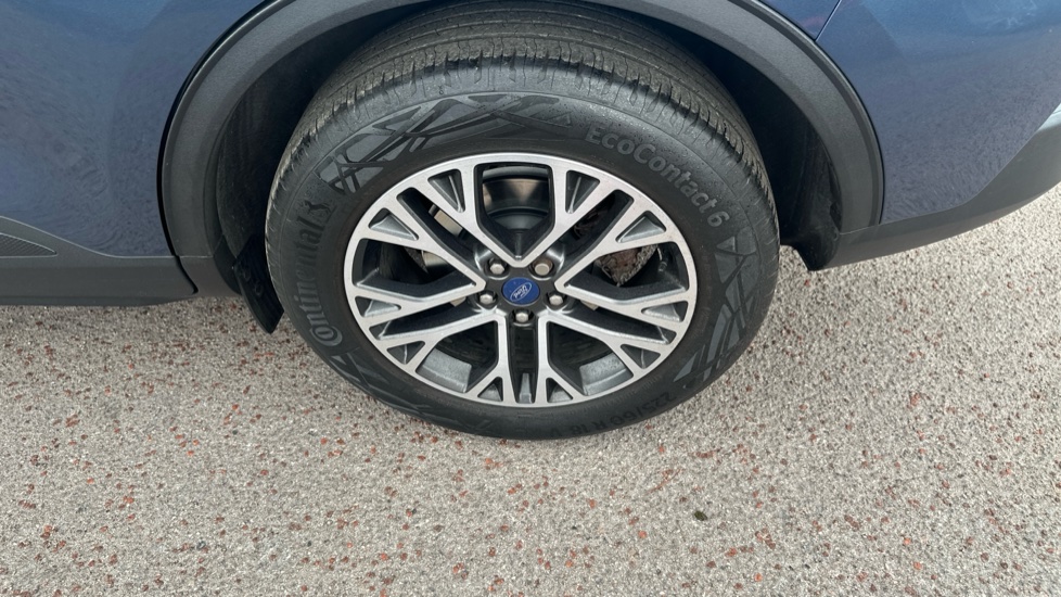 Ford Kuga 1.5 EcoBoost 150 Titanium Edition 5dr Petrol Estate - Image 25