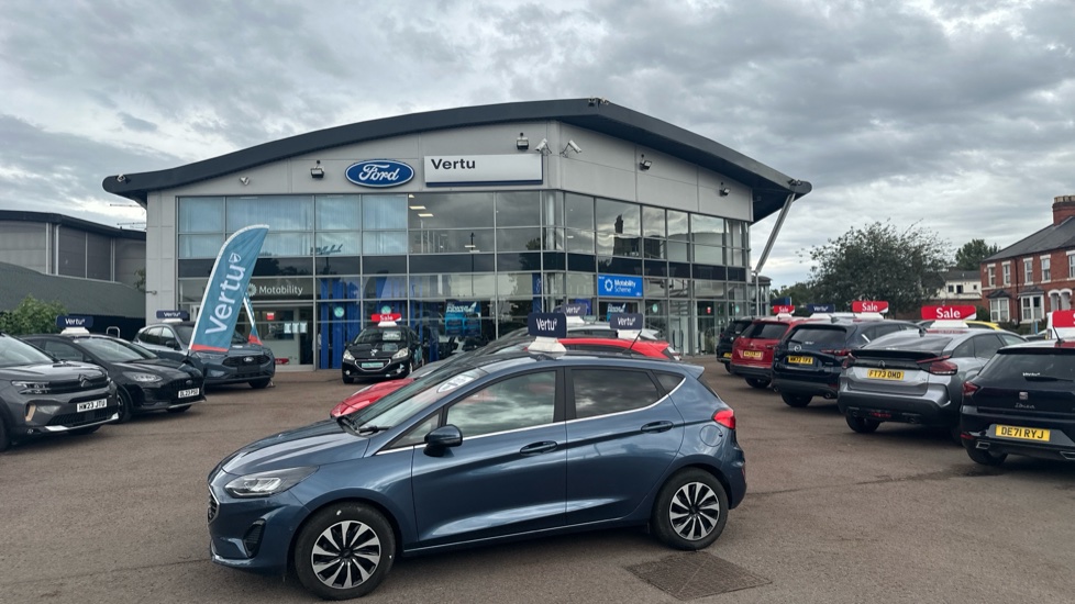 Ford Kuga 1.5 EcoBoost 150 Titanium Edition 5dr Petrol Estate - Image 26