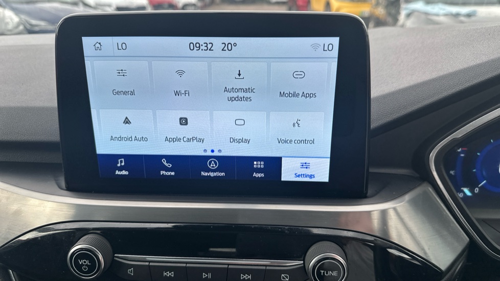 Ford Kuga 1.5 EcoBoost 150 Titanium Edition 5dr Petrol Estate - Image 38