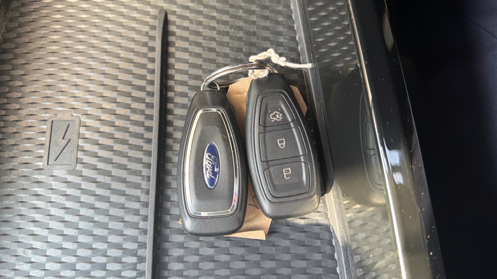 Ford Mustang Mach-E 258kW Extended Range 88kWh AWD 5dr Auto Electric Estate - Image 20