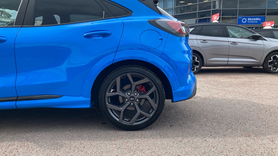 Ford Puma ST 1.5 EcoBoost ST 5dr Petrol Hatchback - Image 7