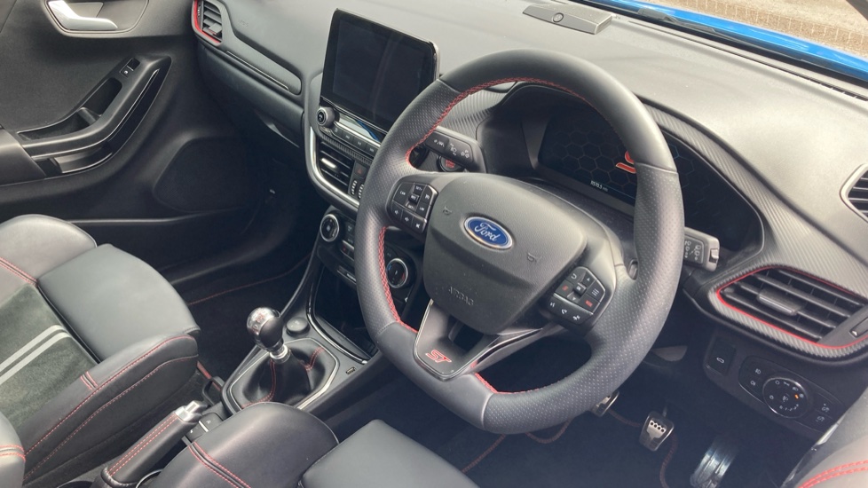 Ford Puma ST 1.5 EcoBoost ST 5dr Petrol Hatchback - Image 11