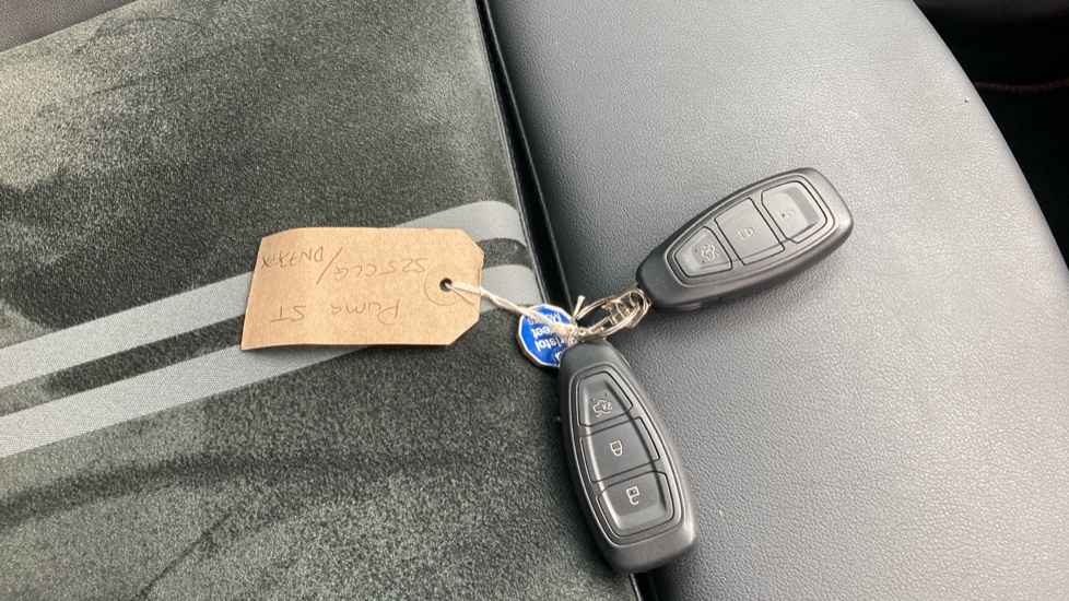 Ford Puma ST 1.5 EcoBoost ST 5dr Petrol Hatchback - Image 20