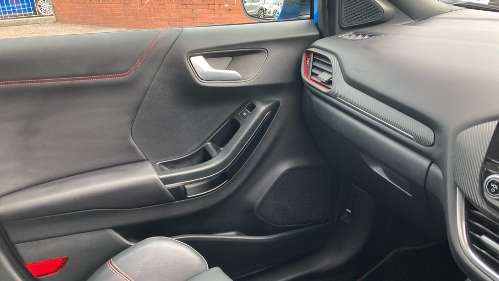 Ford Puma ST 1.5 EcoBoost ST 5dr Petrol Hatchback - Image 28