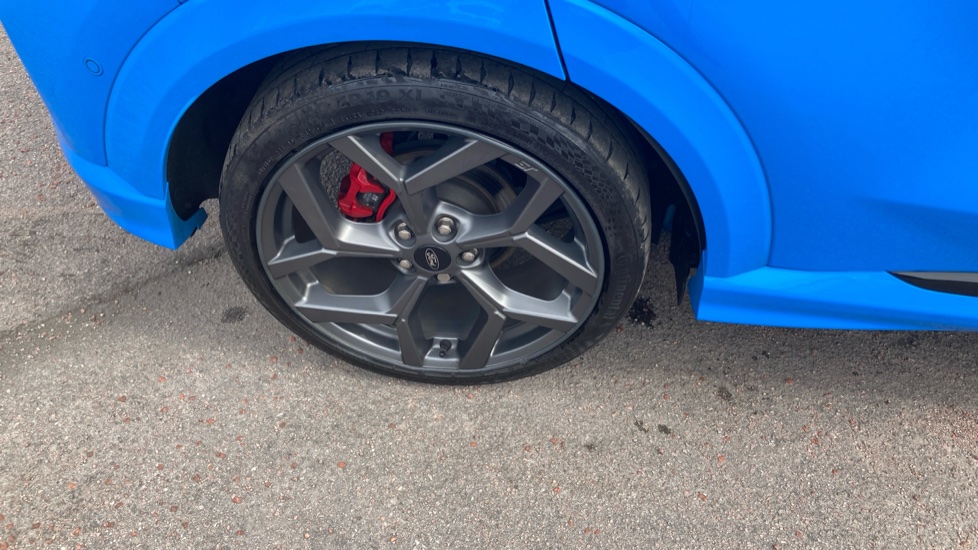 Ford Puma ST 1.5 EcoBoost ST 5dr Petrol Hatchback - Image 32
