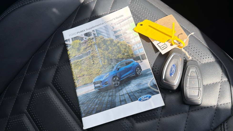 Ford Puma 1.0 EcoBoost Hybr mHEV 155 ST-Line Vignale 5dr DCT Petrol Hatchback - Image 19